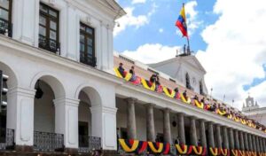 Ecuador expulsa a embajador de Cuba y a toda la misión diplomática de la isla
