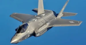 Irán afirma haber derribado un segundo caza F-35 de EE.UU. y publica fotos de los restos
