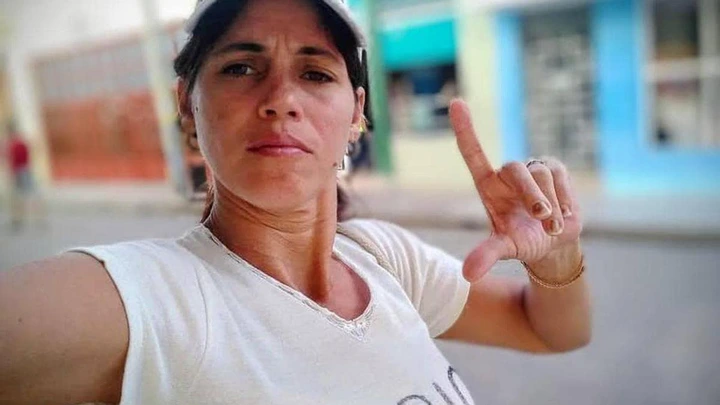 Excarcelan a la activista Mambisa Agramontina, pero no como parte del acuerdo de Cuba con el Vaticano