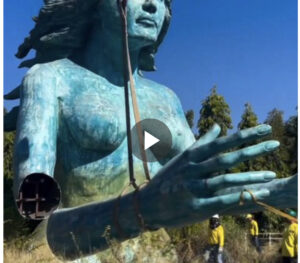 Bukele convierte monumento en alcantarillas y reaviva el debate político en América Latina