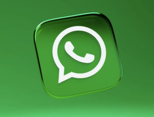 WhatsApp cambia su diseño: los estados llegan a la pestaña de chats con un estilo similar a Instagram.