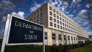 Bruno Rodríguez arremete contra la prensa estadounidense: "Axios actúa como altavoz de las amenazas de Washington"