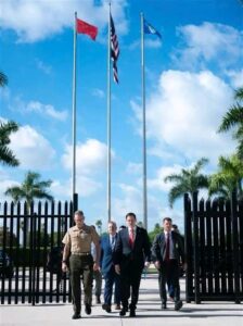 Mike Hammer se suma a la cúpula militar de EE.UU. para trazar el futuro de Cuba: "Paz a través de la fuerza"