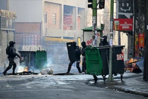 Protestas en Bolivia: violentos enfrentamientos de mineros con la Policía en La Paz y crecientes pedidos de renuncia contra Rodrigo Paz