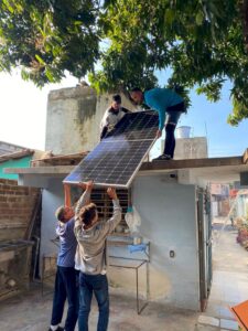 ¿Cómo proteger los paneles solares en Cuba ante la temporada ciclónica?