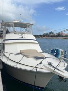 Guardacostas de EE.UU. incautan 900 libras de cocaína frente a Florida en nuevo golpe al narcotráfico.
