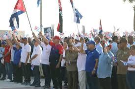 Acto de campaña con fondos públicos: la Tribuna de Raúl Castro, un gasto innecesario en medio del colapso